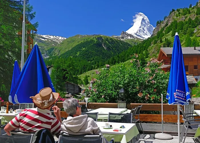 Alpenrose Hotel 3*