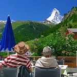 Alpenrose Hotel 3*